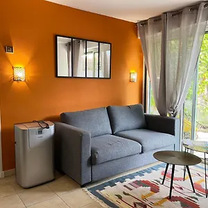 Hébergement de vacances Super Cozy Mazet 5mn From Heart Of Remy, Saint-Rémy-de-Provence