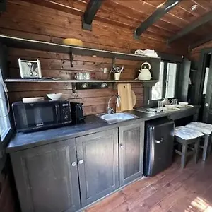 Tente de luxe Roulotte / Tiny House Dans Les Alpilles, Saint-Rémy-de-Provence